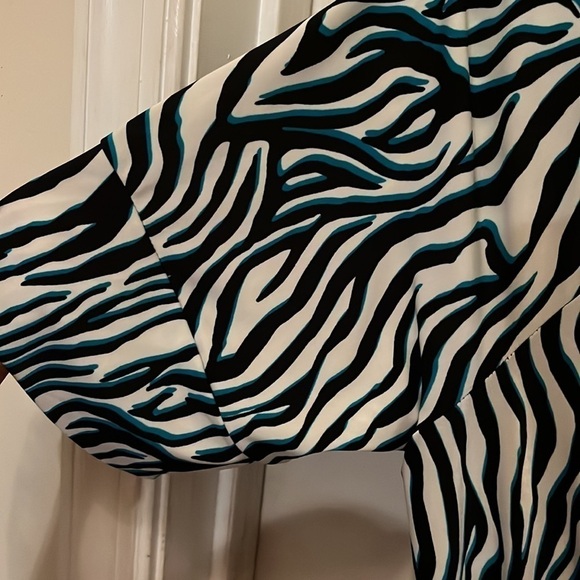 Tacera Jumpsuit! - Picture 4 of 10